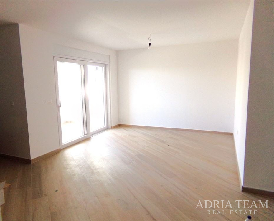 DUPLEX APARTMENT WITH SEA VIEW – ŠIMUNI, PAG