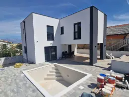 VILLA WITH A POOL, QUIET AND PEACEFUL LOCATION - VIR property for sale