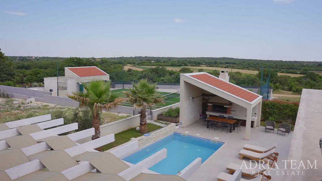 LUXURY VILLA WITH SWIMMING POOL- POLJICA-BRIG, ZADAR