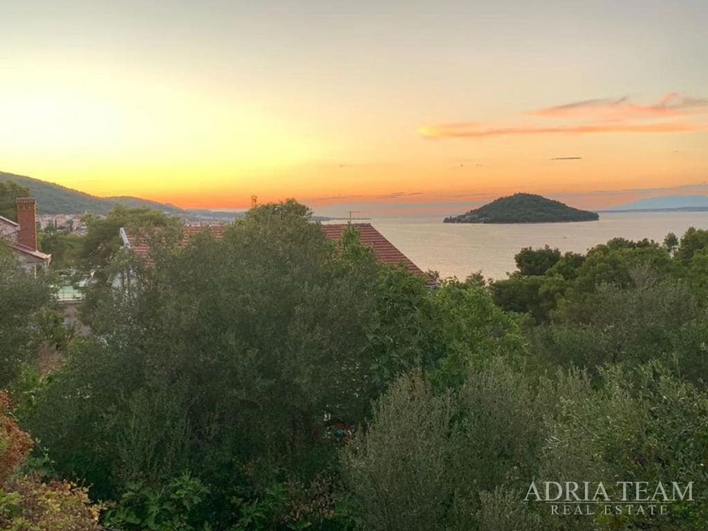 BUILDING LAND WITH ACCESS ROAD AND SEA VIEW - KALI, UGLJAN