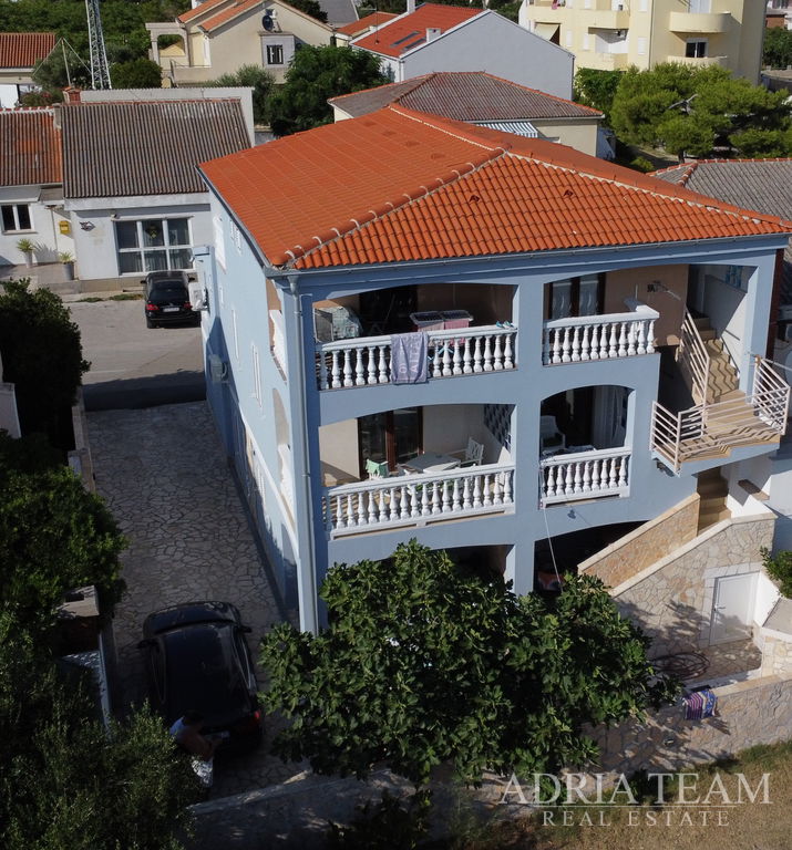 HOUSE – 7 APARTMENTS – POVLJANA, ISLAND OF PAG