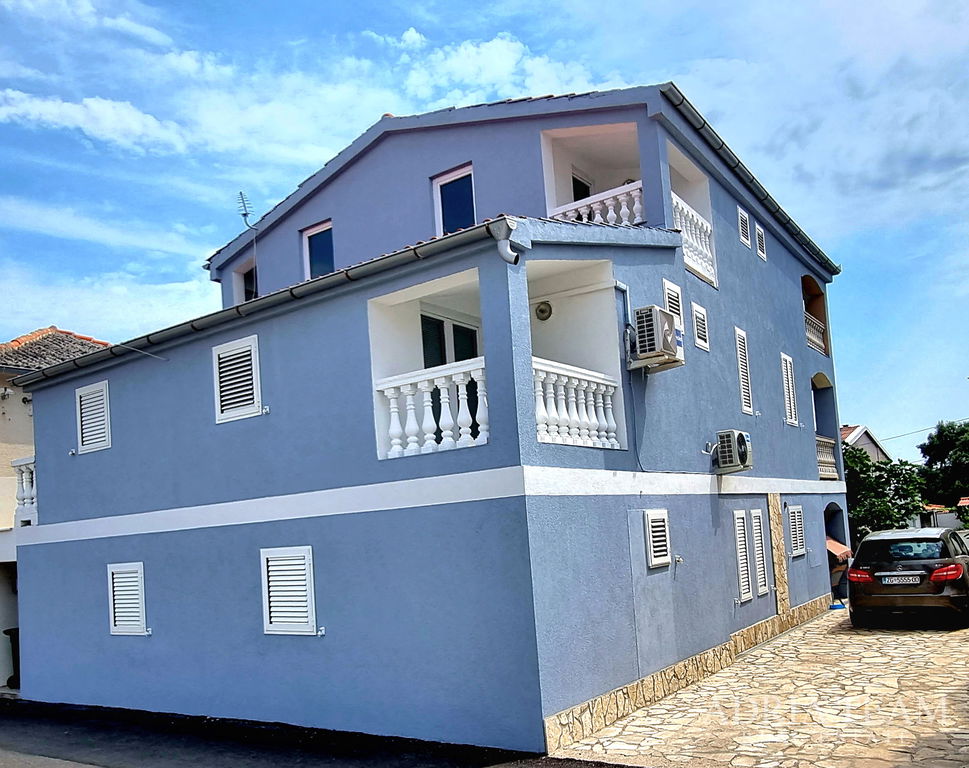 HOUSE – 7 APARTMENTS – POVLJANA, ISLAND OF PAG