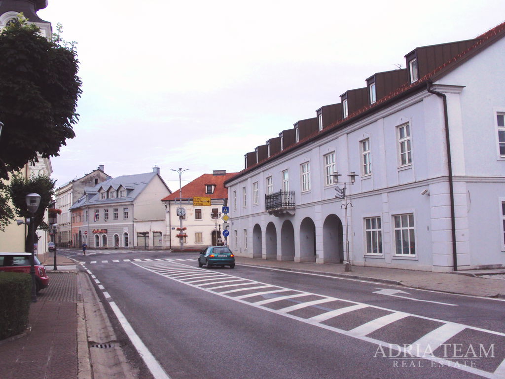 BUILDING LAND – GOSPIĆ