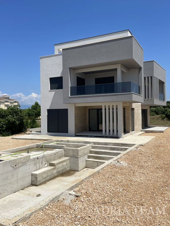 VILLA WITH SWIMMING POOL UNDER CONSTRUCTION - ZATON, NIN