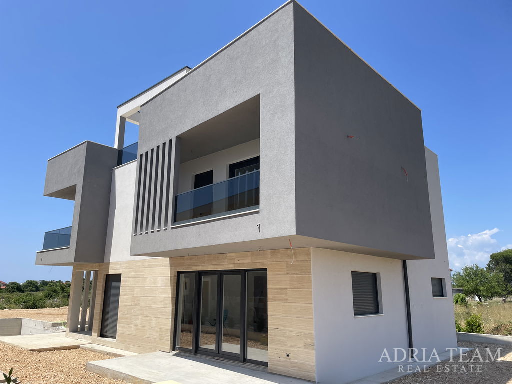 VILLA WITH SWIMMING POOL UNDER CONSTRUCTION - ZATON, NIN