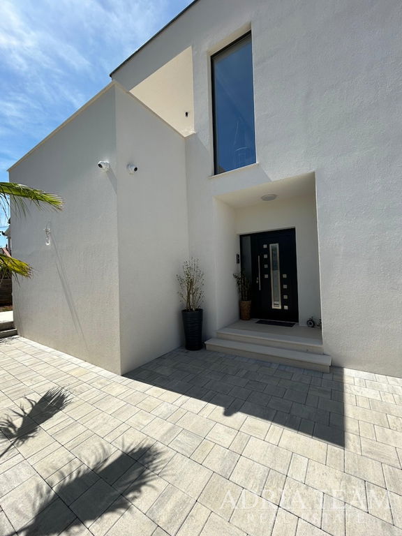 VILLA WITH SEA VIEW, NEW BUILDING - VRSI