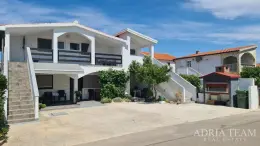 APARTMENT HOUSE WITH 5 APARTMENTS, 170m FROM THE SEA - VIR, ZADAR property for sale