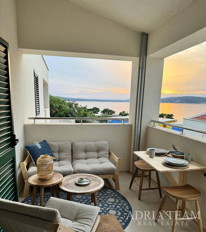 HOUSES IN A ROW WITH SEA VIEW, 2ND-4TH ROW TO THE SEA - NOVIGRAD DALMATINSKI