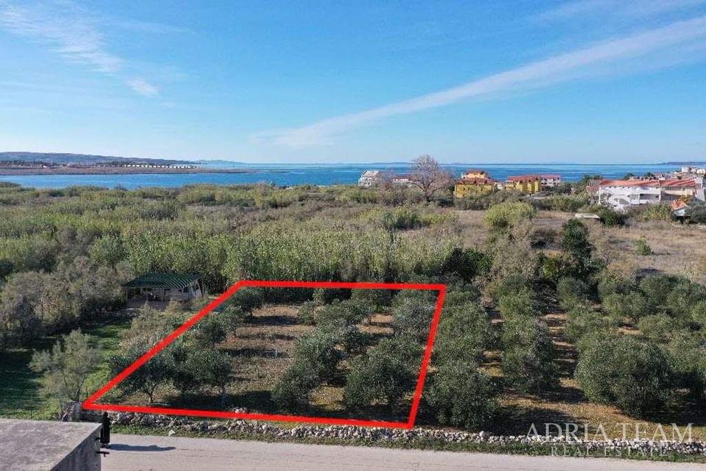BUILDING LAND, 440m FROM THE SEA - POVLJANA, PAG
