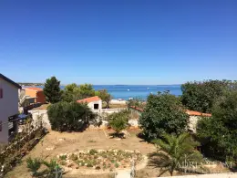APARTMENT HOUSE WITH GARAGE AND GARDENED YARD, SECOND ROW FROM THE SEA - VIR, ZADAR property for sale