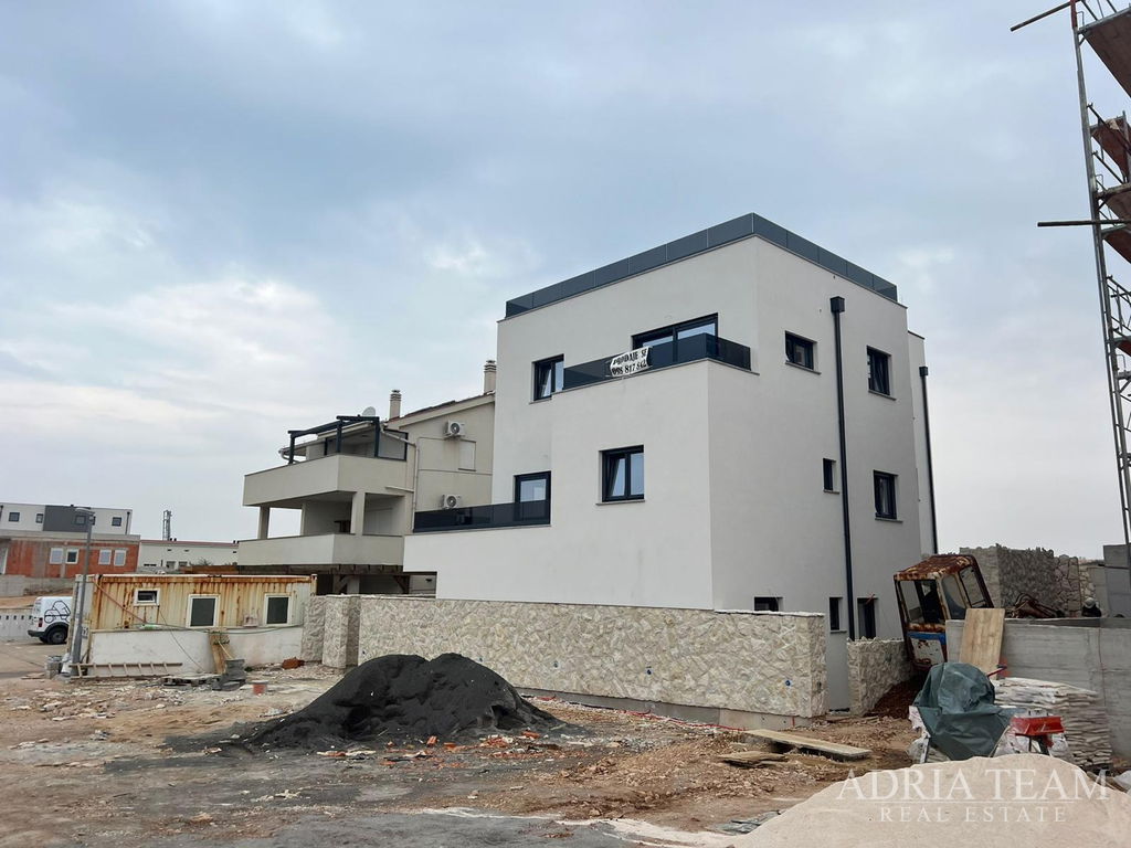 APARTMENT S5 IN A NEWLY BUILT RESIDENTIAL BUILDING - POVLJANA, PAG
