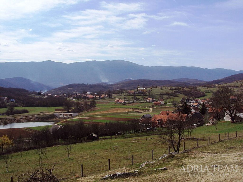 AGRICULTURAL LAND, PEACEFUL AND QUIET LOCATION IN THE HEART OF NATURE - ŠVICA, OTOČAC