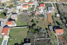 BUILDING LAND 1711m2 - VRSI property for sale