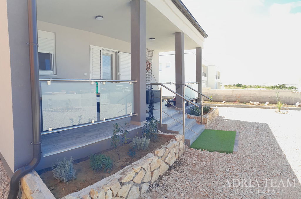 NEWLY BUILT HOUSE - RAŽANAC