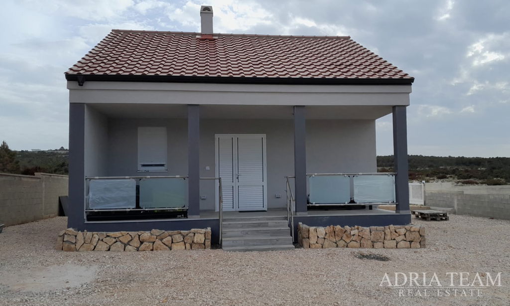 NEWLY BUILT HOUSE - RAŽANAC