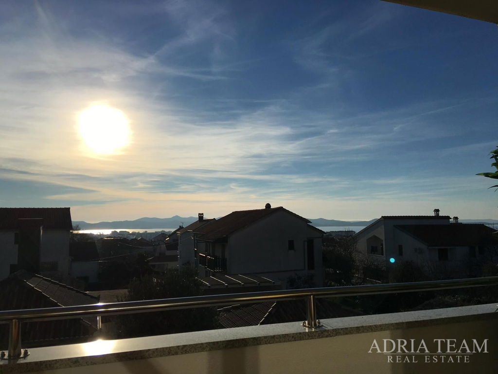 THREE-ROOM APARTMENT NEAR ALL AMENITIES FOR LIFE - PLOVANIJA, ZADAR