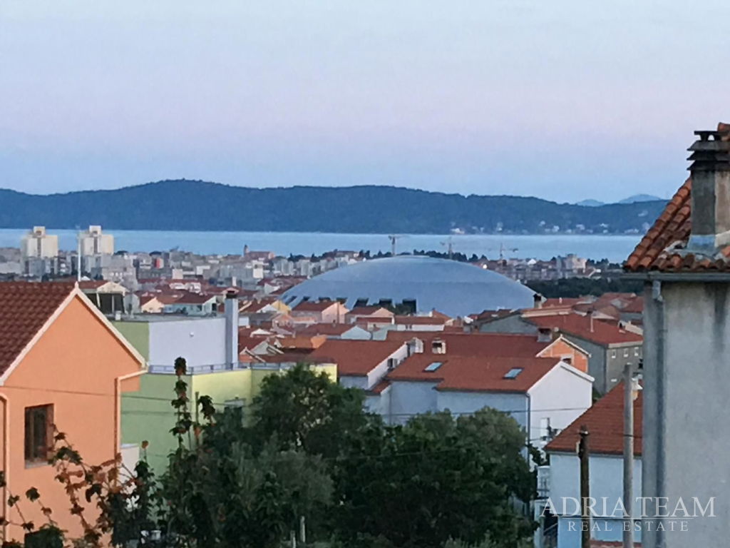 THREE-ROOM APARTMENT NEAR ALL AMENITIES FOR LIFE - PLOVANIJA, ZADAR