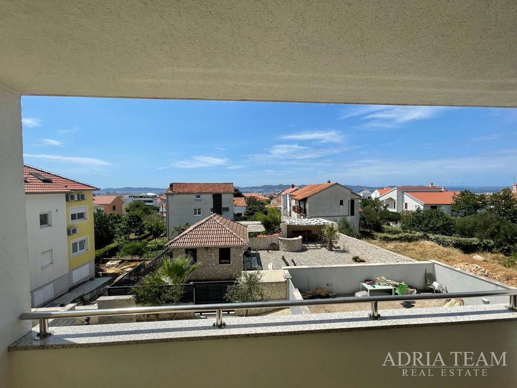 THREE-ROOM APARTMENT NEAR ALL AMENITIES FOR LIFE - PLOVANIJA, ZADAR