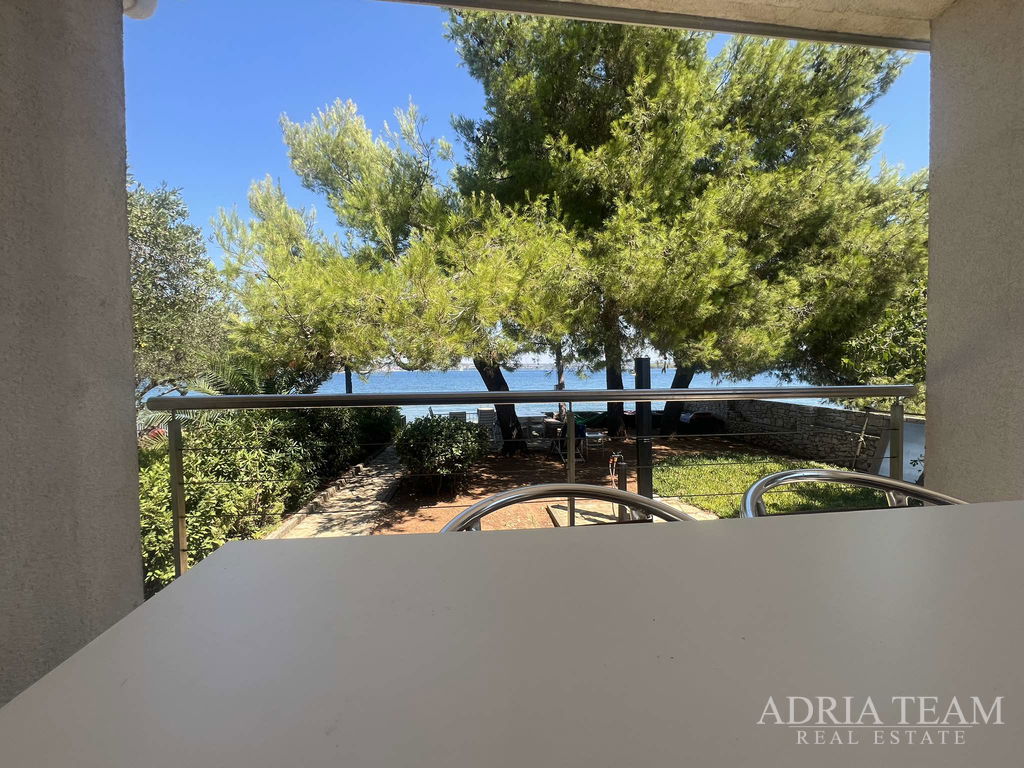 DETACHED HOUSE, FIRST ROW TO THE SEA – TKON, PAŠMAN