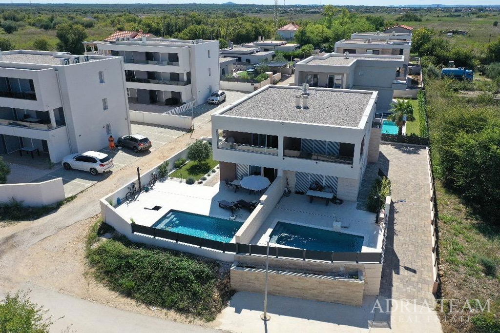 VILLA WITH POOL, SEA VIEW – NIN, ZADAR