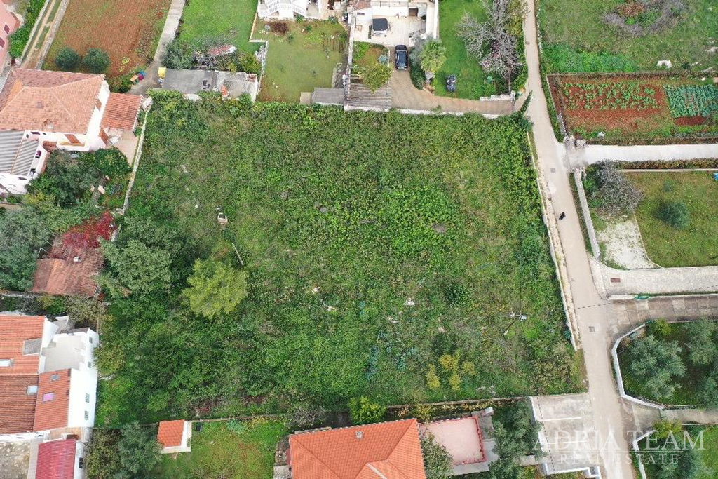 BUILDING LAND, 45 m FROM THE SEA - UGLJAN