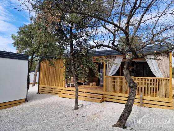 FULLY EQUIPPED LUXURY MOBILE HOME 6+2, ONLY 320m FROM THE SEA - BIOGRAD NA MORU property for sale