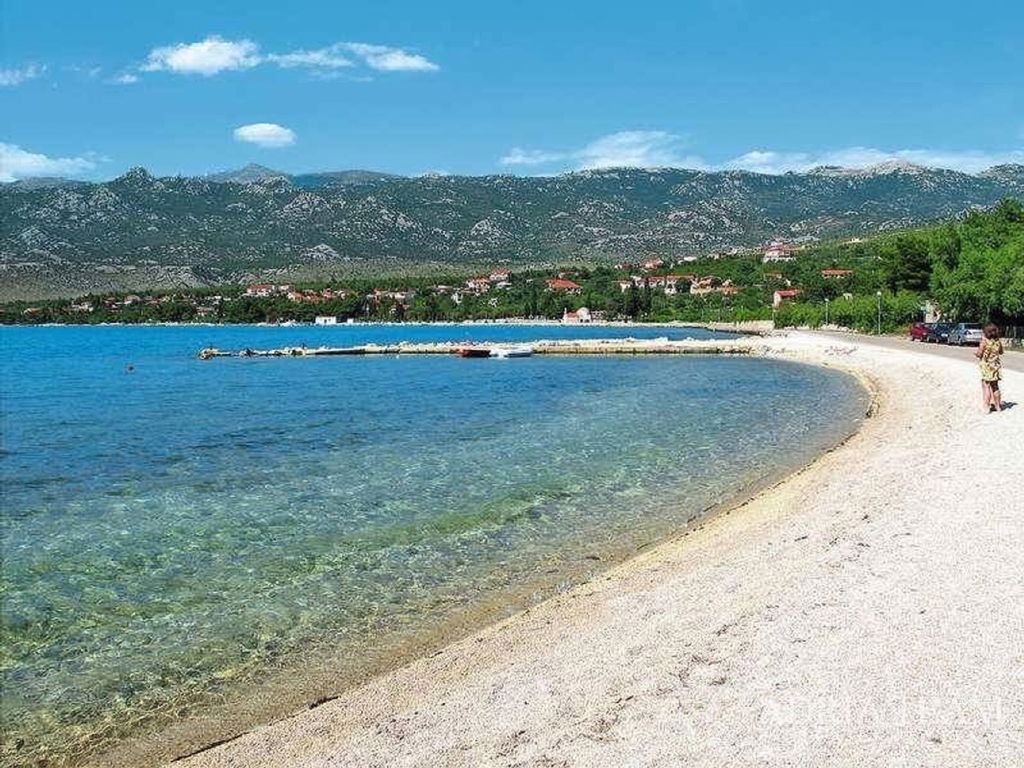 BUILDING LAND WITH PROJECT, 500 m FROM THE SEA – JASENICE, MASLENICA