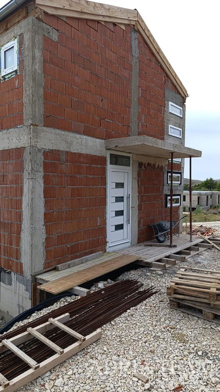 HOUSES WITH POOL, 80m FROM THE SEA, NEW CONSTRUCTION - VLAŠIĆI, PAG