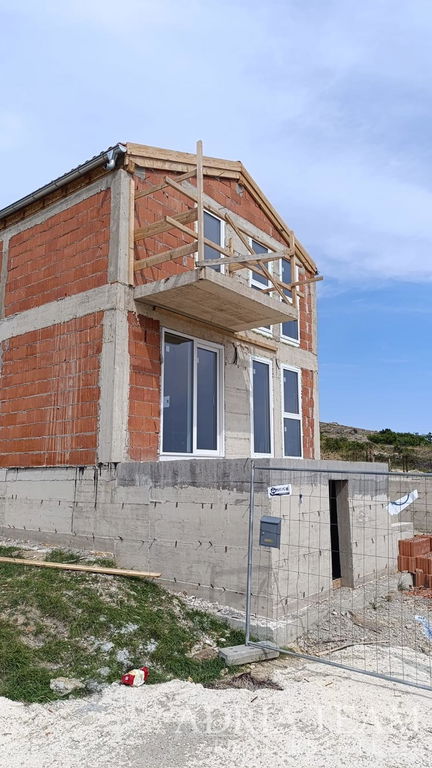 HOUSES WITH POOL, 80m FROM THE SEA, NEW CONSTRUCTION - VLAŠIĆI, PAG