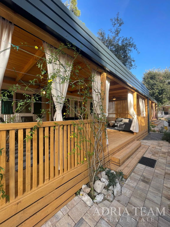 FULLY EQUIPPED LUXURY MOBILE HOME 4+2, ONLY 70m FROM THE SEA - BIOGRAD NA MORU