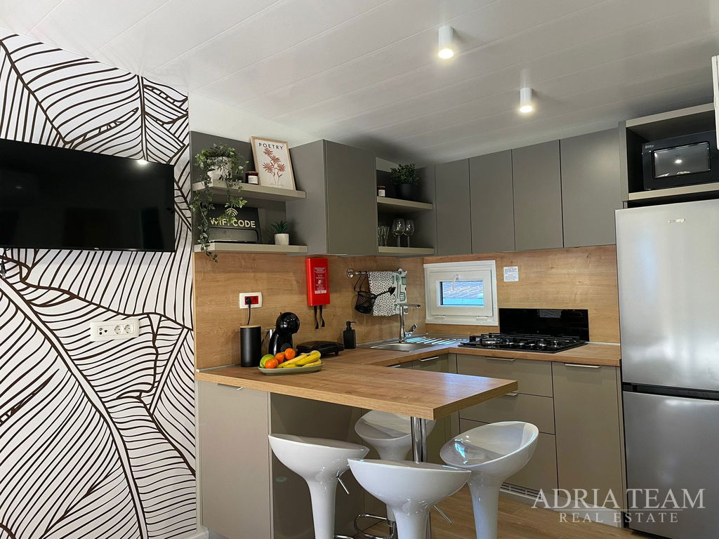 MOBILE HOME 150m FROM THE SEA – BIOGRAD NA MORU