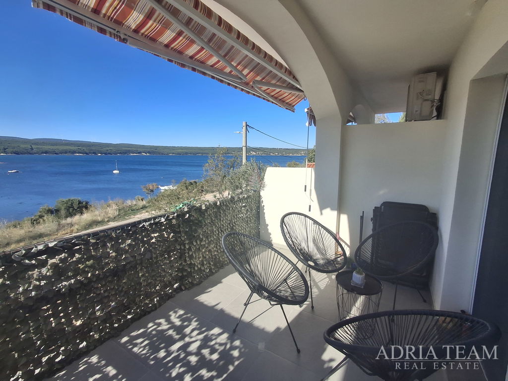 APARTMENT IN IMMEDIATE VICINITY OF NATURE, FIRST ROW TO THE SEA - VRULJE, KRUŠEVO