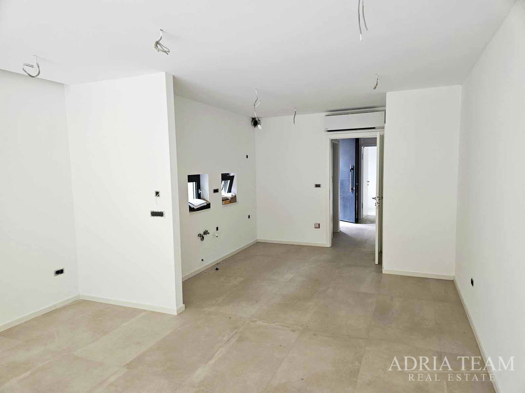 LUXURY 4-ROOM APARTMENT - GRAČANI, PODSLJEME, ZAGREB