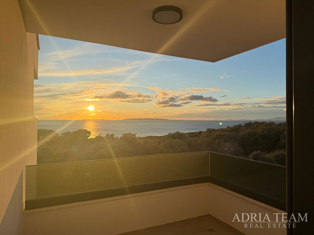 LUXURY VILLA WITH POOL – NOVALJA, PAG