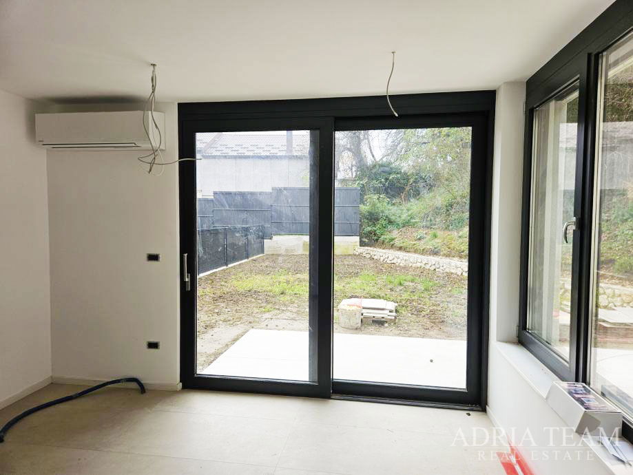 LUXURY 3-ROOM APARTMENT - GRAČANI, PODSLJEME, ZAGREB