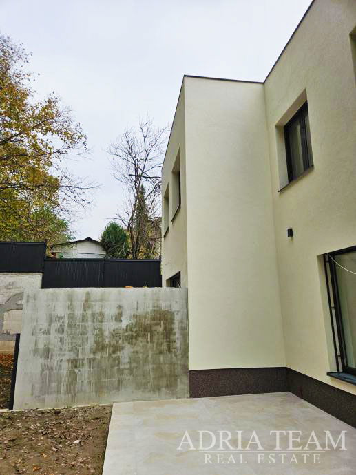 LUXURY 3-ROOM APARTMENT - GRAČANI, PODSLJEME, ZAGREB