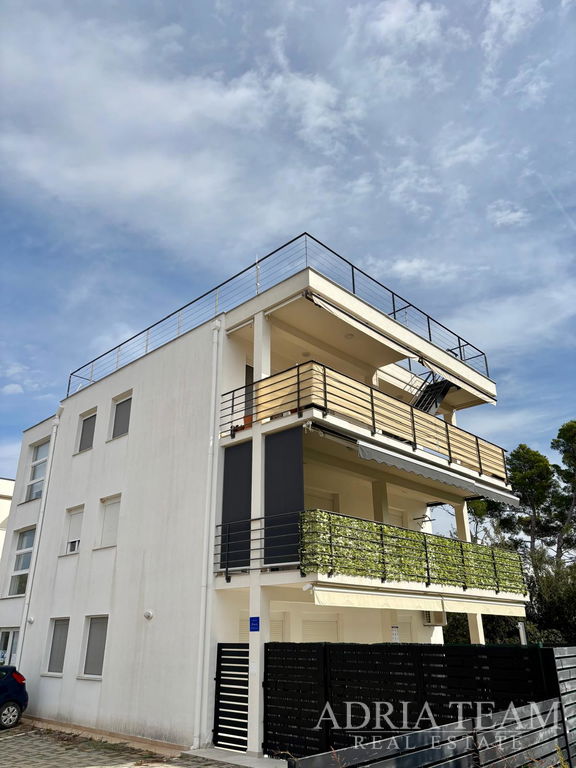 MODERN TWO-BEDROOM APARTMENT – PUNTA RADMAN, 150m FROM SEA – PETRČANE (PUNTA RADMAN), ZADAR