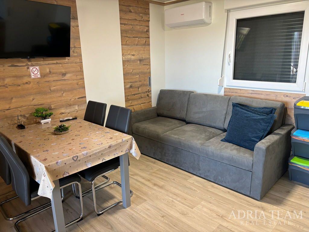 MOBILE HOME IN CAMP RAČA - VOLARICE