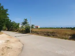 BUILDING PLOT WITH ISSUED PROJECT AND PERMIT – PRIVLAKA, MLETIK property for sale