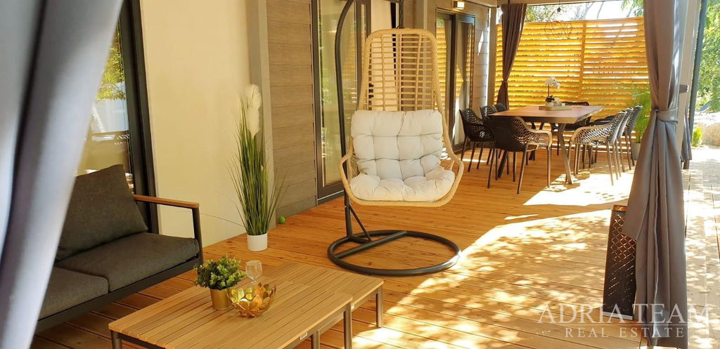 FULLY EQUIPPED LUXURY MOBILE HOME, ONLY 150m FROM THE SEA - BIOGRAD NA MORU