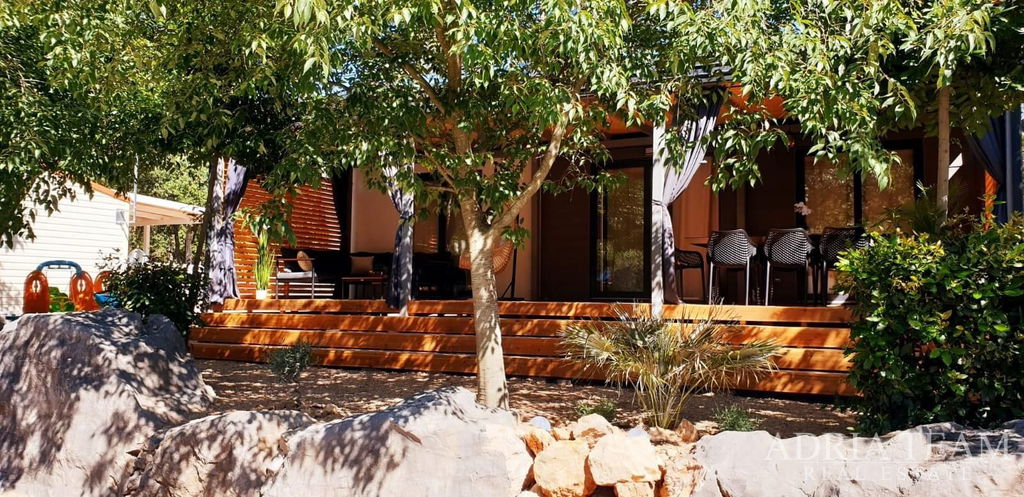 FULLY EQUIPPED LUXURY MOBILE HOME, ONLY 150m FROM THE SEA - BIOGRAD NA MORU