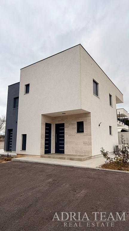 MODERN DUPLEX HOUSE S1 WITH SWIMMING POOL - ZATON,NIN