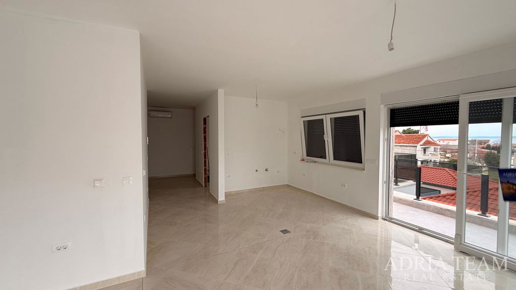 NEW-BUILD APARTMENT – PRIVLAKA