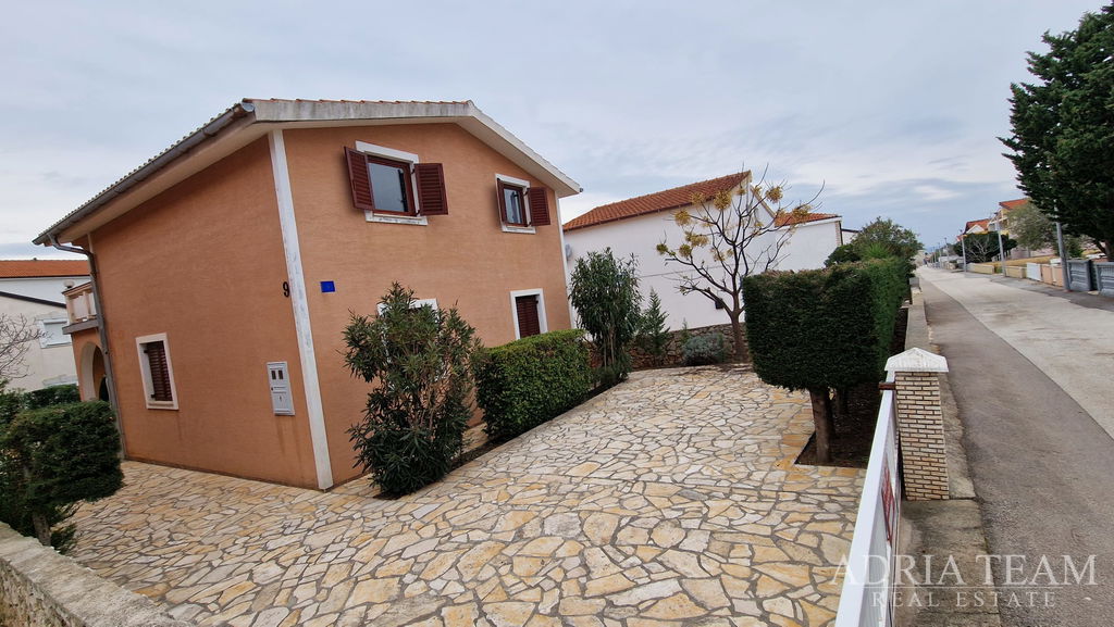 DETACHED HOUSE WITH TWO APARTMENTS – VIR, ZADAR