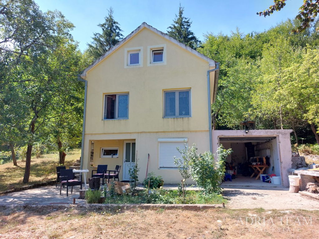 HOLIDAY HOUSE IN VELEBIT NATURE PARK – ŠTIKADA (3 KM FROM GRAČAC)