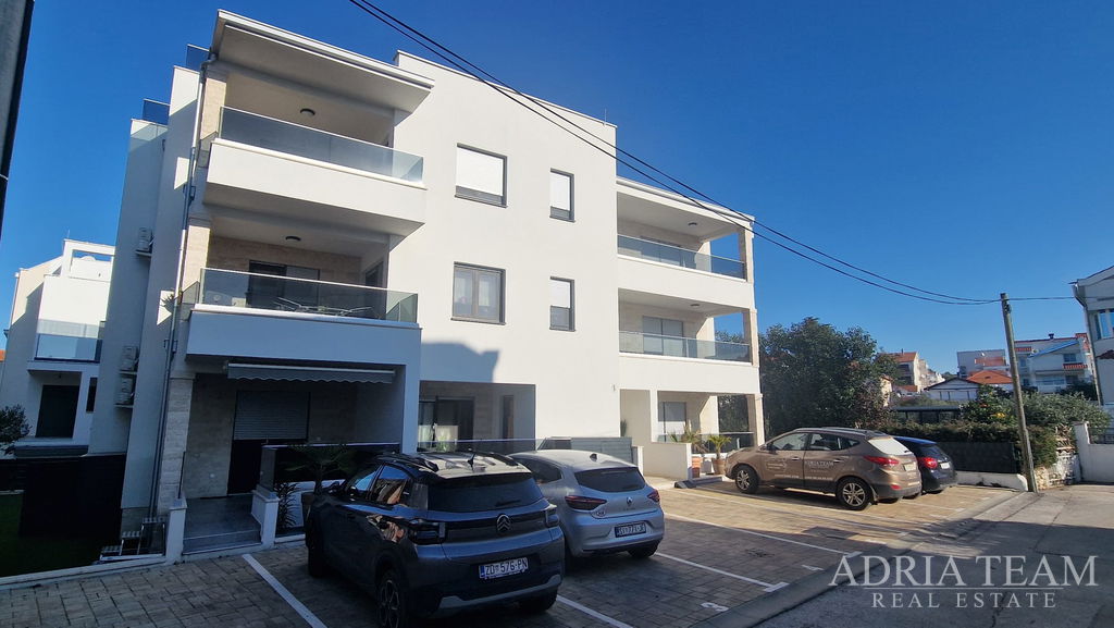 TWO-BEDROOM APARTMENT NEAR CAMP FALKENSTEINER - ZADAR, BORIK