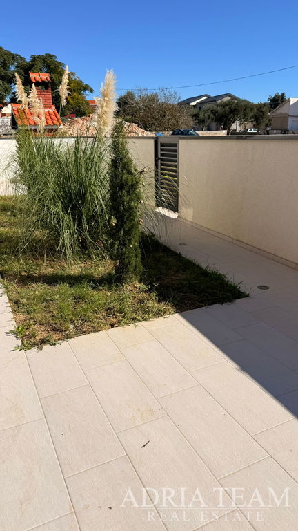 MODERN FIRST FLOOR APARTMENT WITH TWO PARKING SPACES – VIR ISLAND