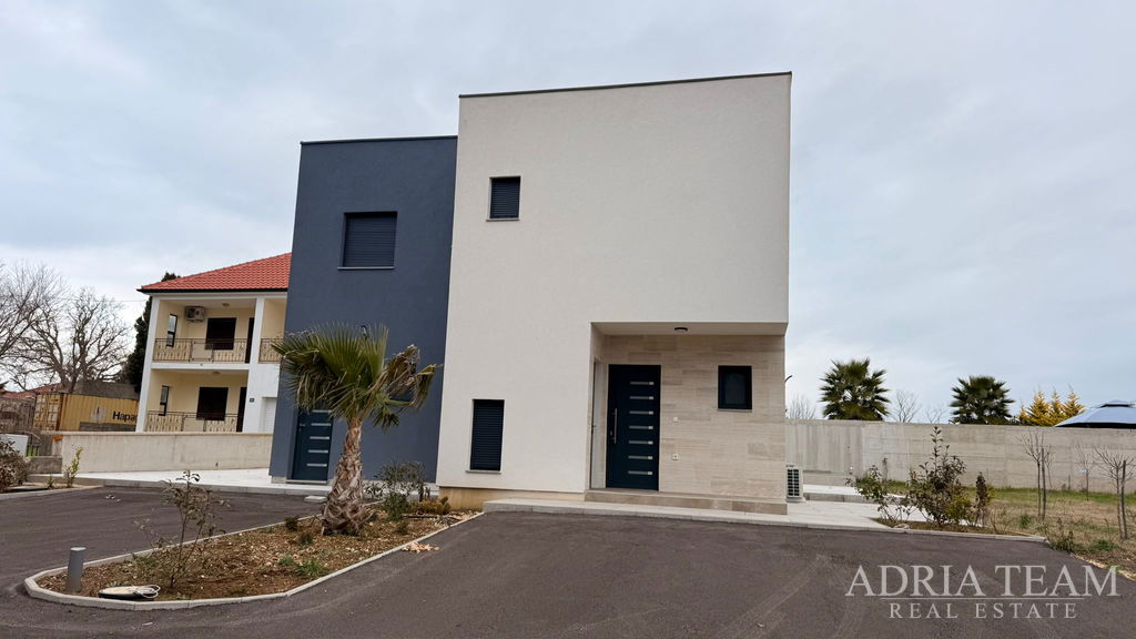 MODERN DUPLEX HOUSE S2 WITH SWIMMING POOL - ZATON, NIN