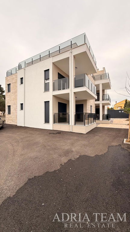 NEW-BUILD APARTMENT – PRIVLAKA