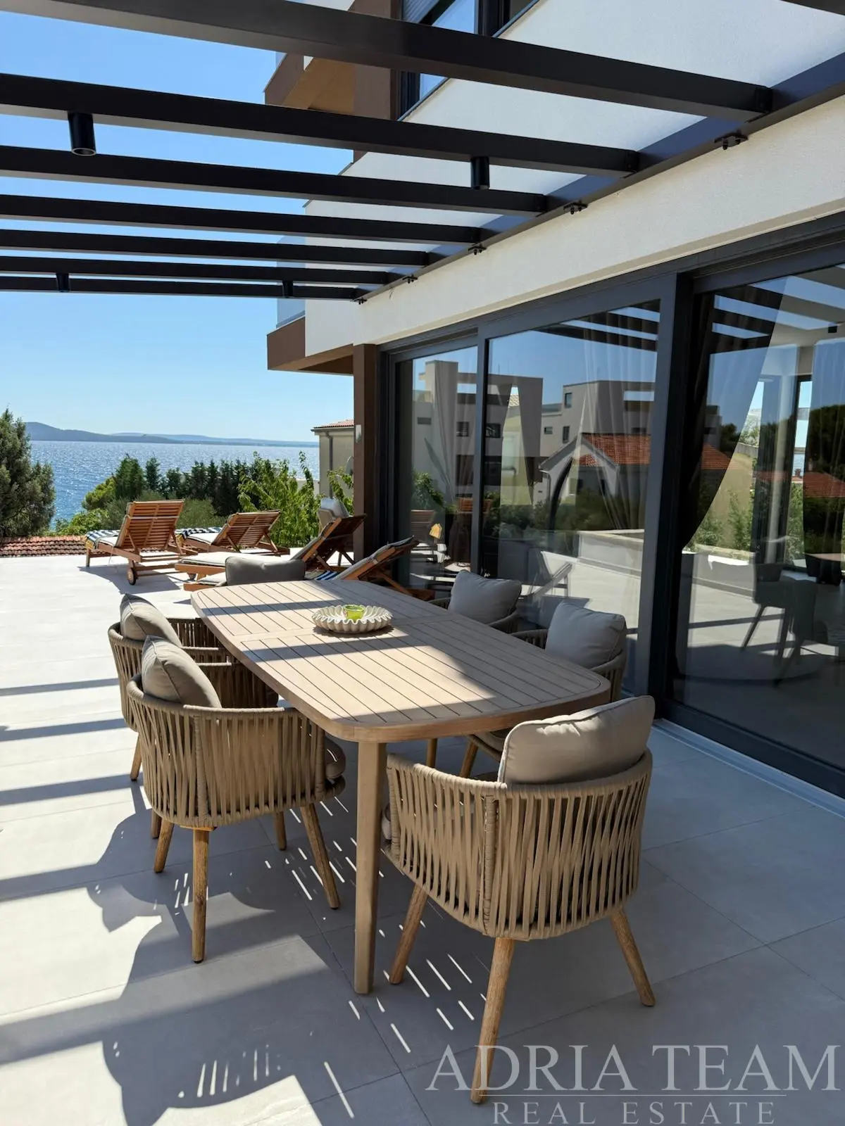 LUXURY APARTMENT S2, 80m FROM THE SEA, NEW BUILDING - KOŽINO